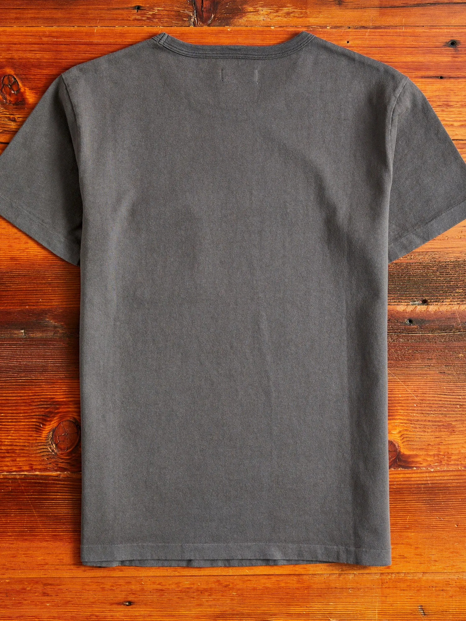 13oz Pocket T-Shirt in Midnight