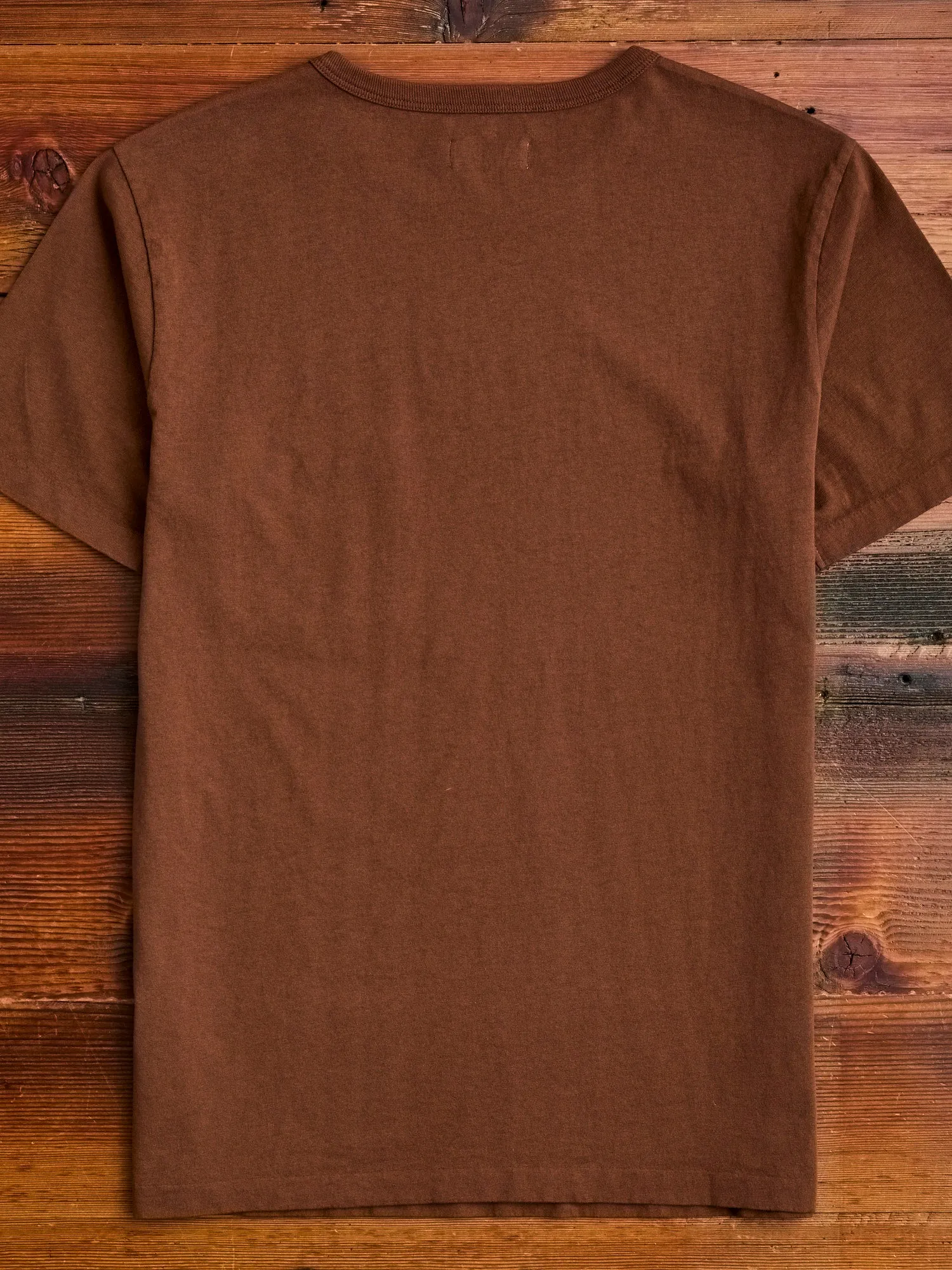 9oz Pocket T-Shirt in Chocolate