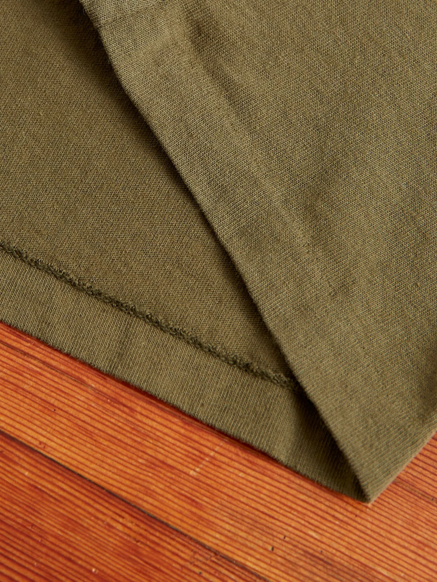 9oz Pocket T-Shirt in Olive Drab