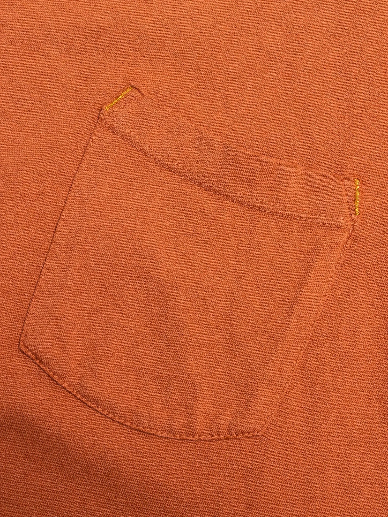 9oz Pocket T-Shirt in Rust