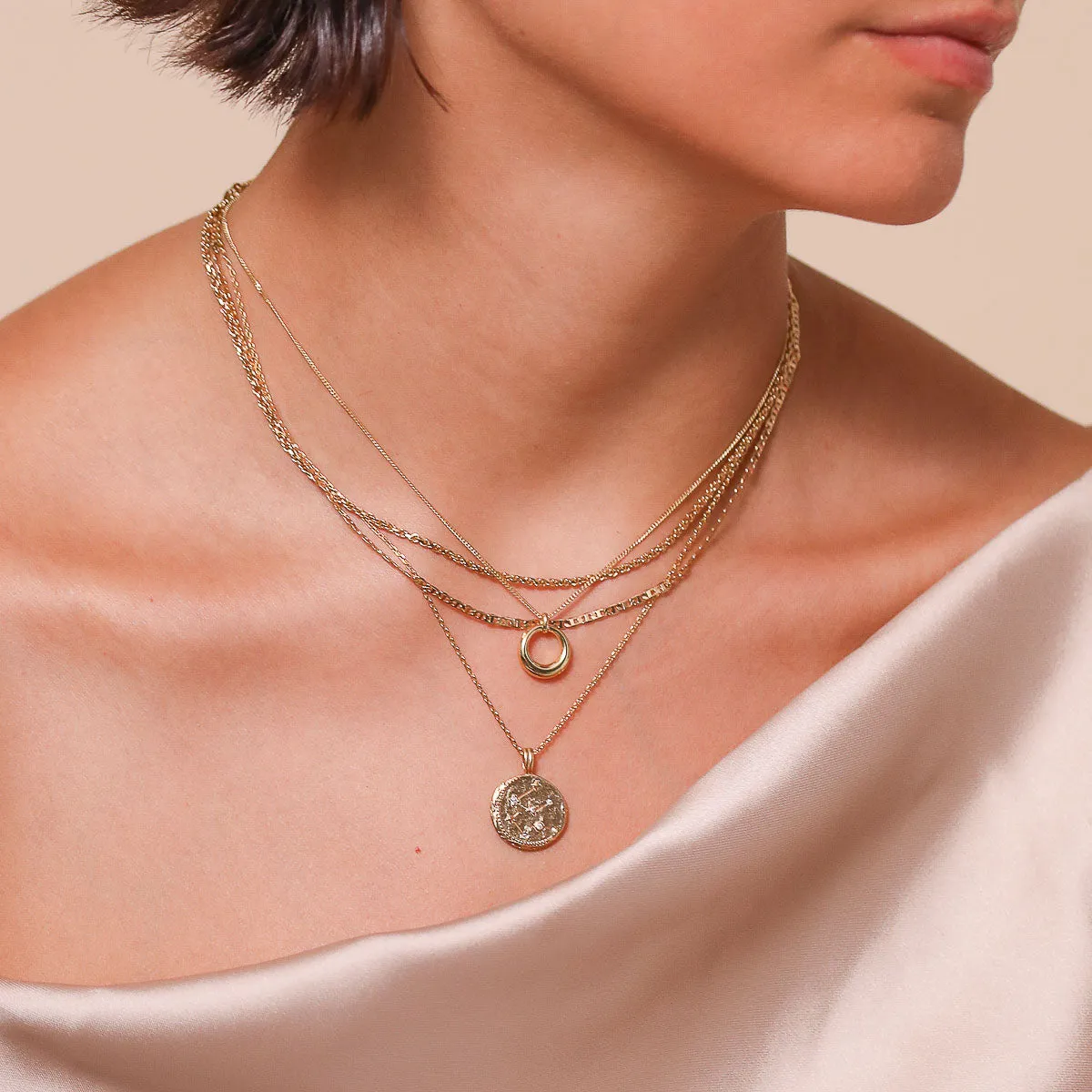 Aquarius Zodiac Pendant Necklace in Gold
