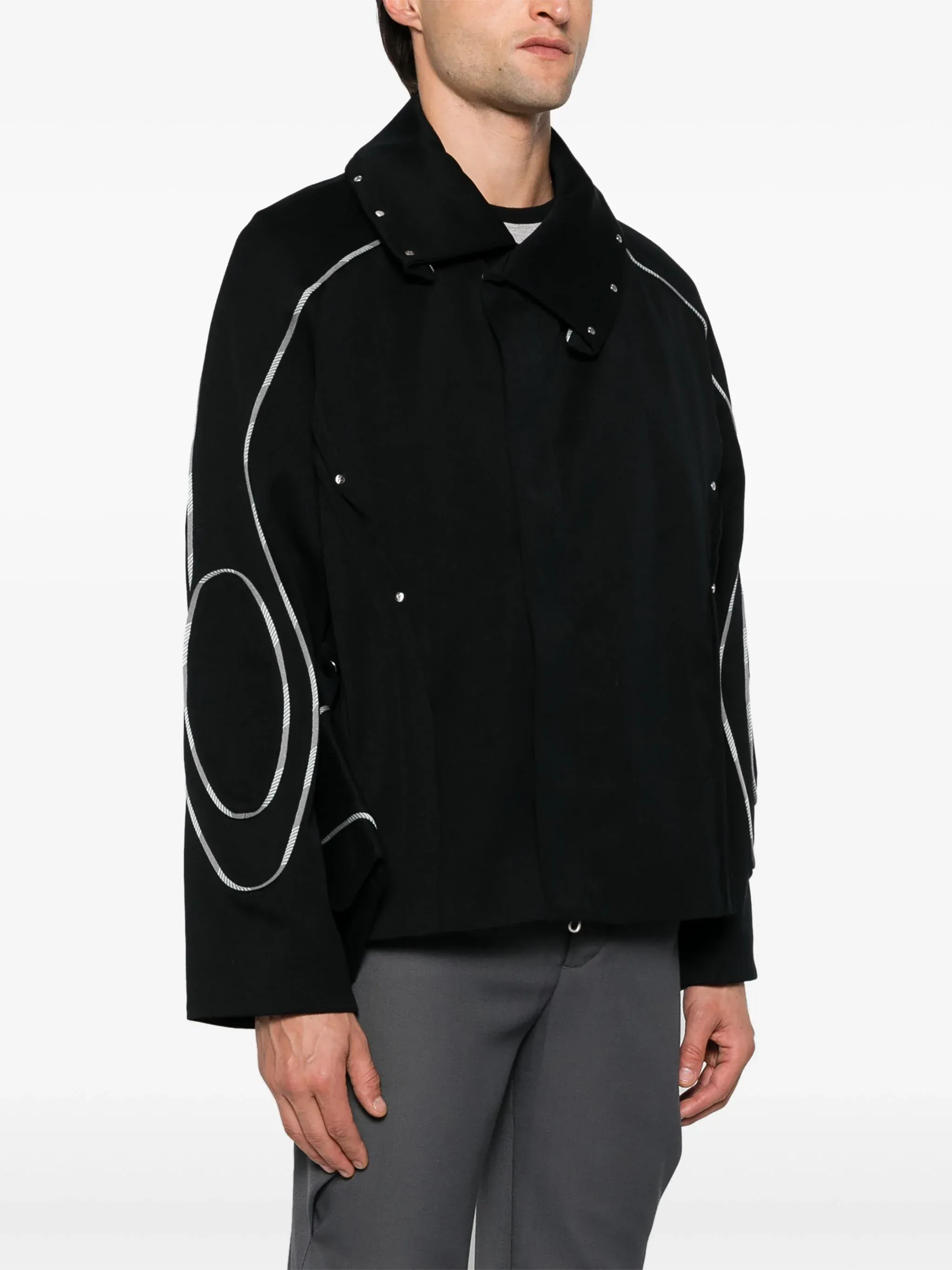 Chalice Jacket With Bag