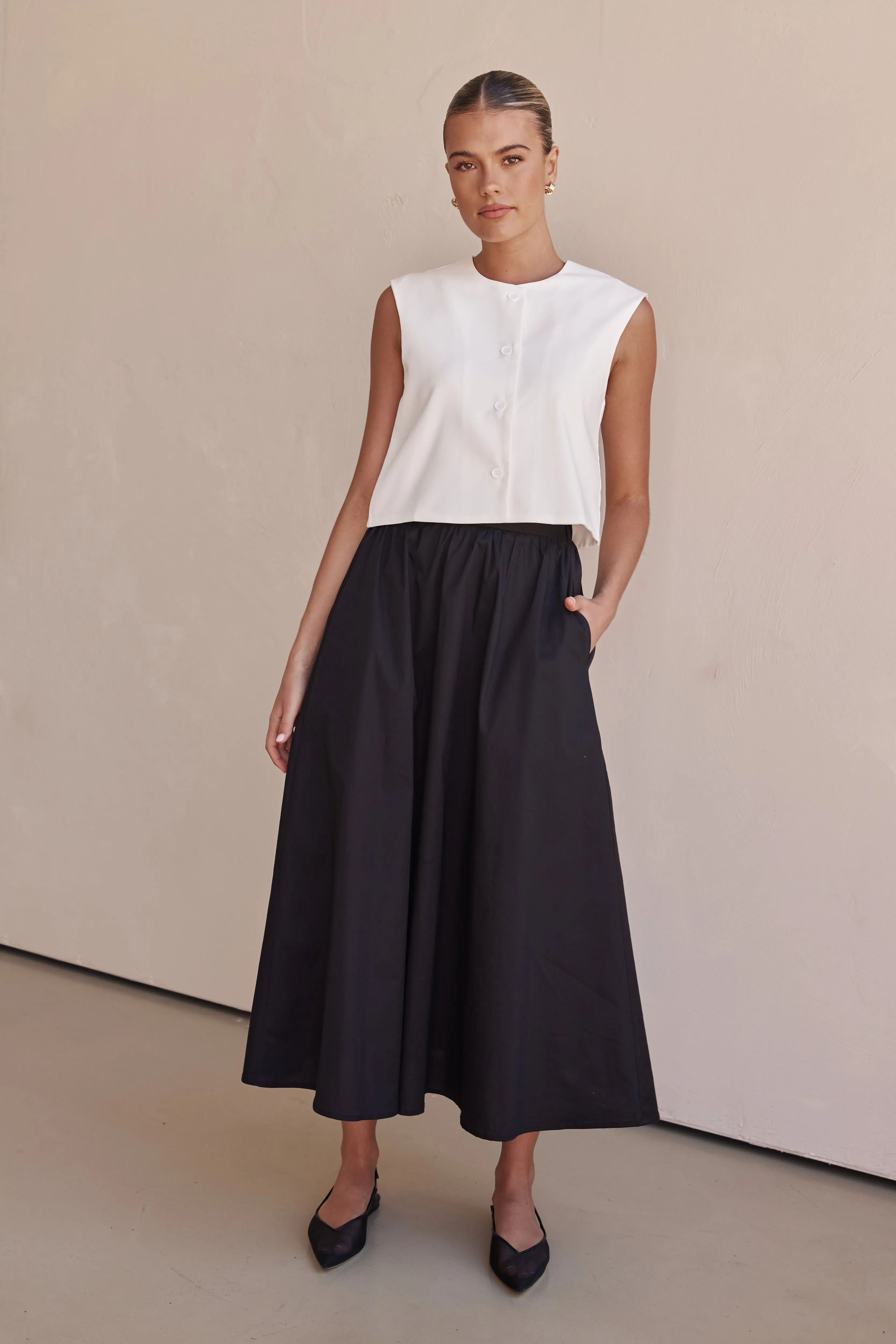 Dana Vest (White)