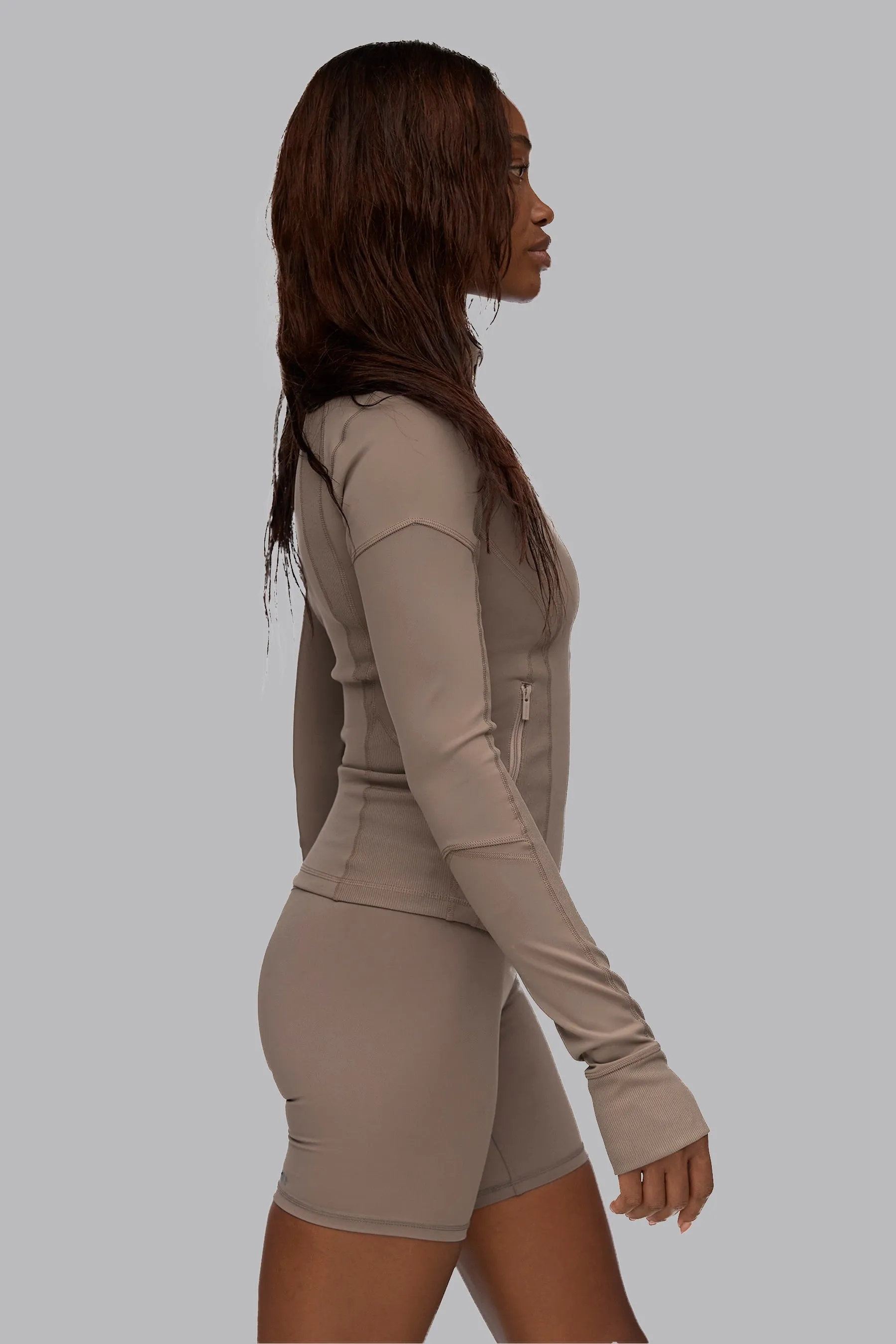 V_FORM MID LAYER - Tan